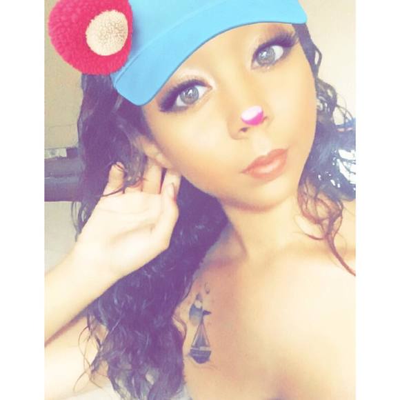 Meet your Posher, Selina - Picture 1 of 1